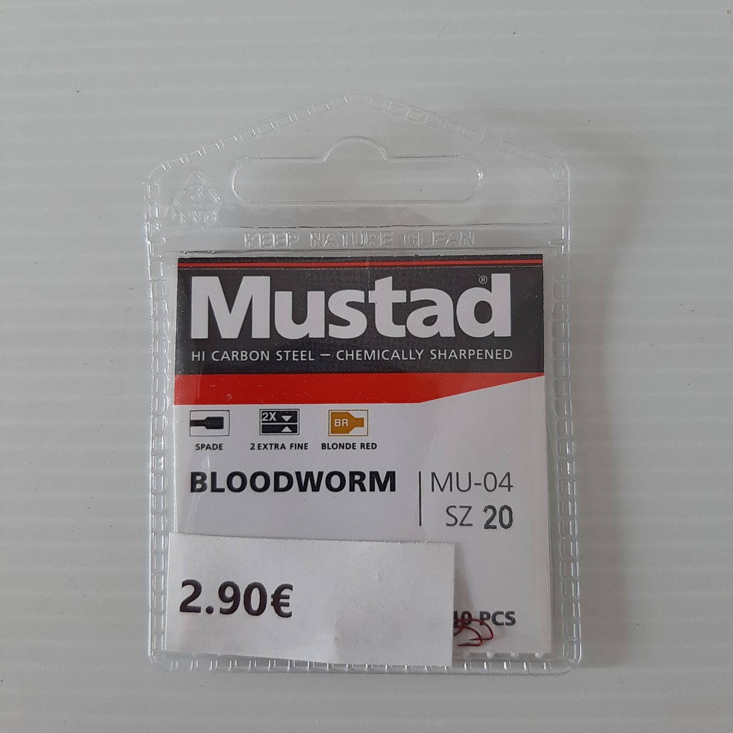 Hameçons Mustad Bloodworm X10 au magasin de pêche Compagnie Vegetal à Créhange en Moselle
