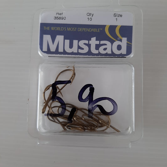 Hameçons Mustad doubles X10 au magasin de pêche Compagnie Vegetal à Créhange en Moselle