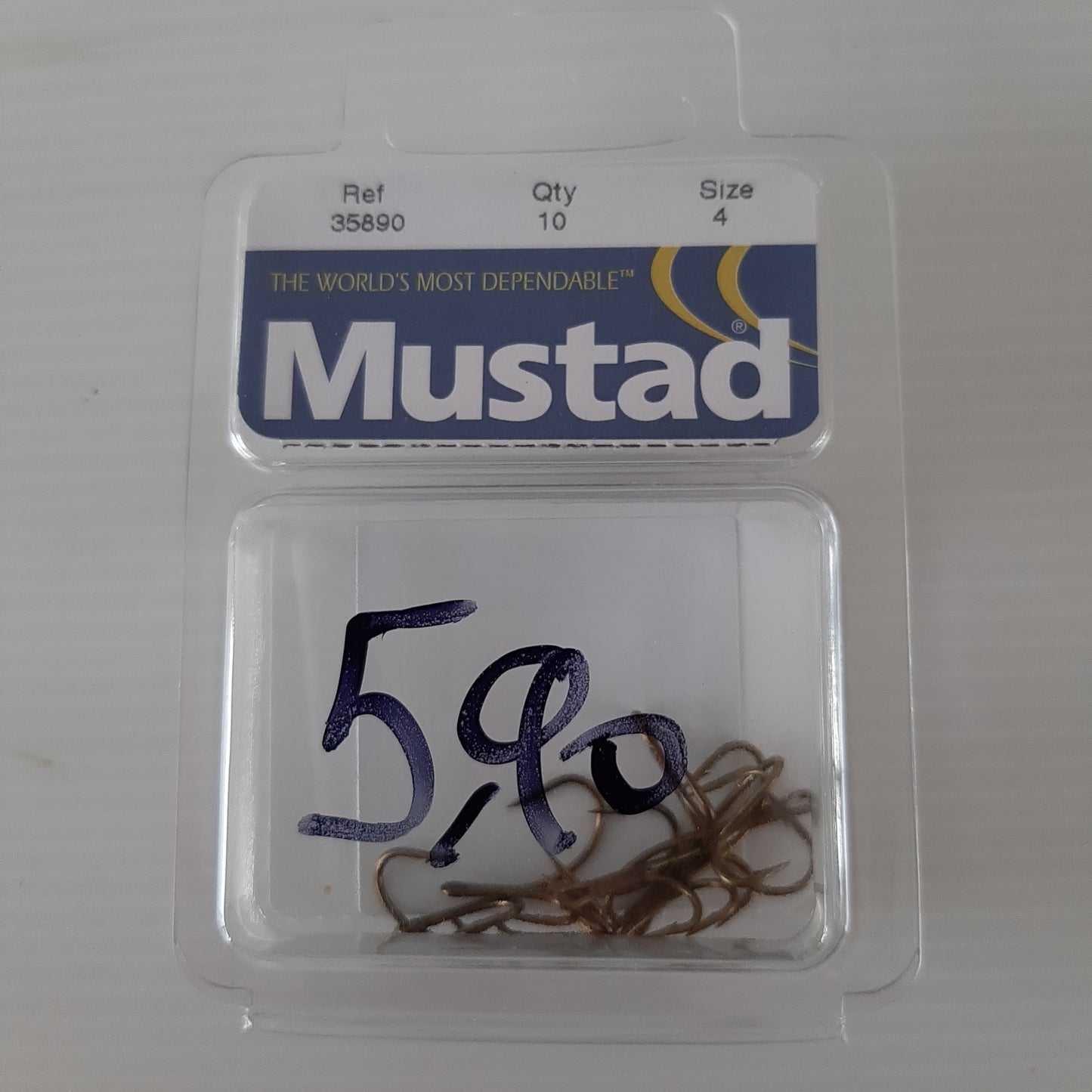 Hameçons Mustad doubles X10 au magasin de pêche Compagnie Vegetal à Créhange en Moselle