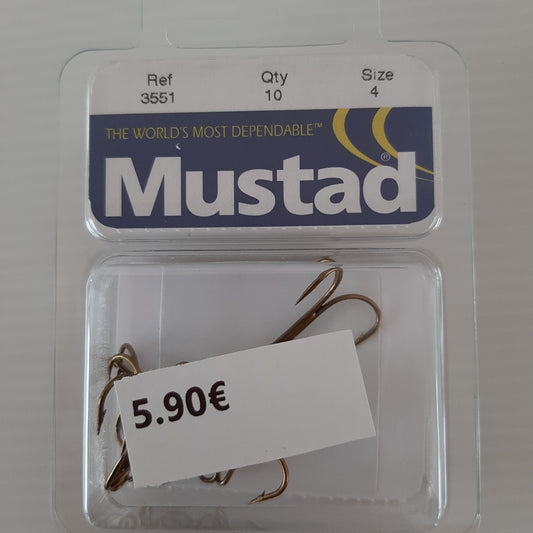 Hameçons Mustad triples X10 au magasin de pêche Compagnie Vegetal à Créhange en Moselle